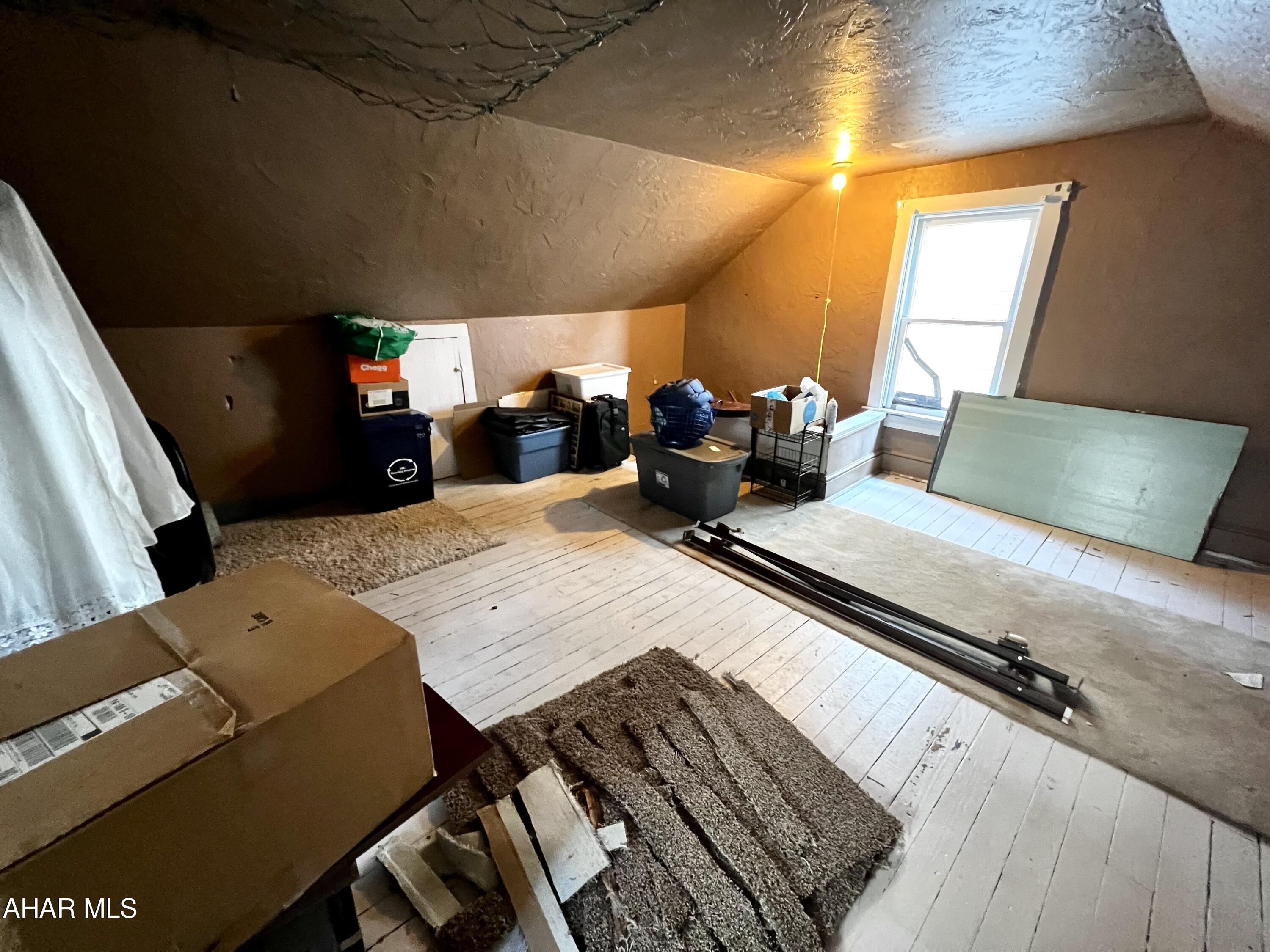 Juniata - Residential