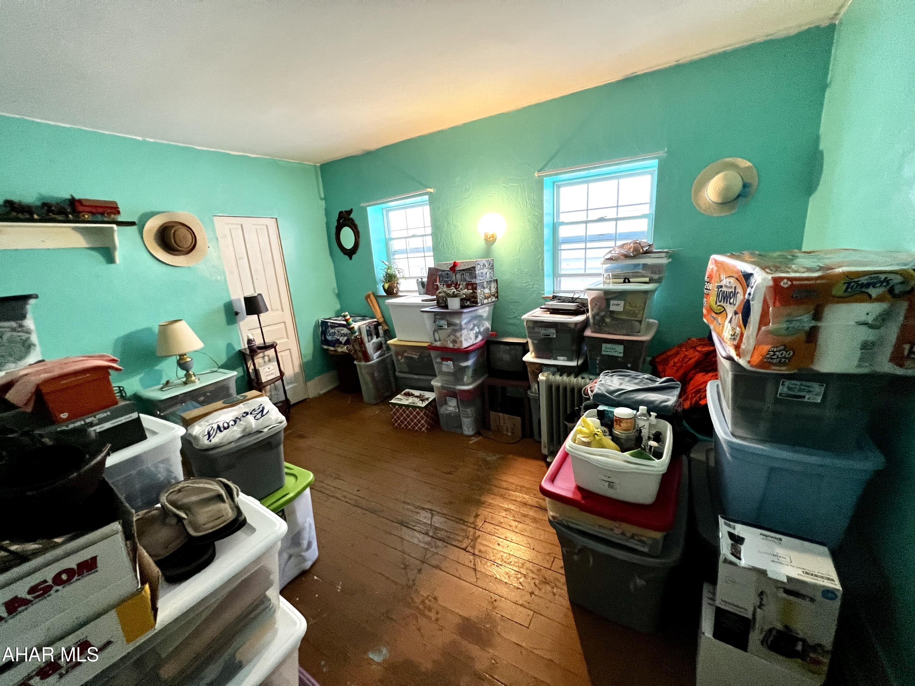 Juniata - Residential