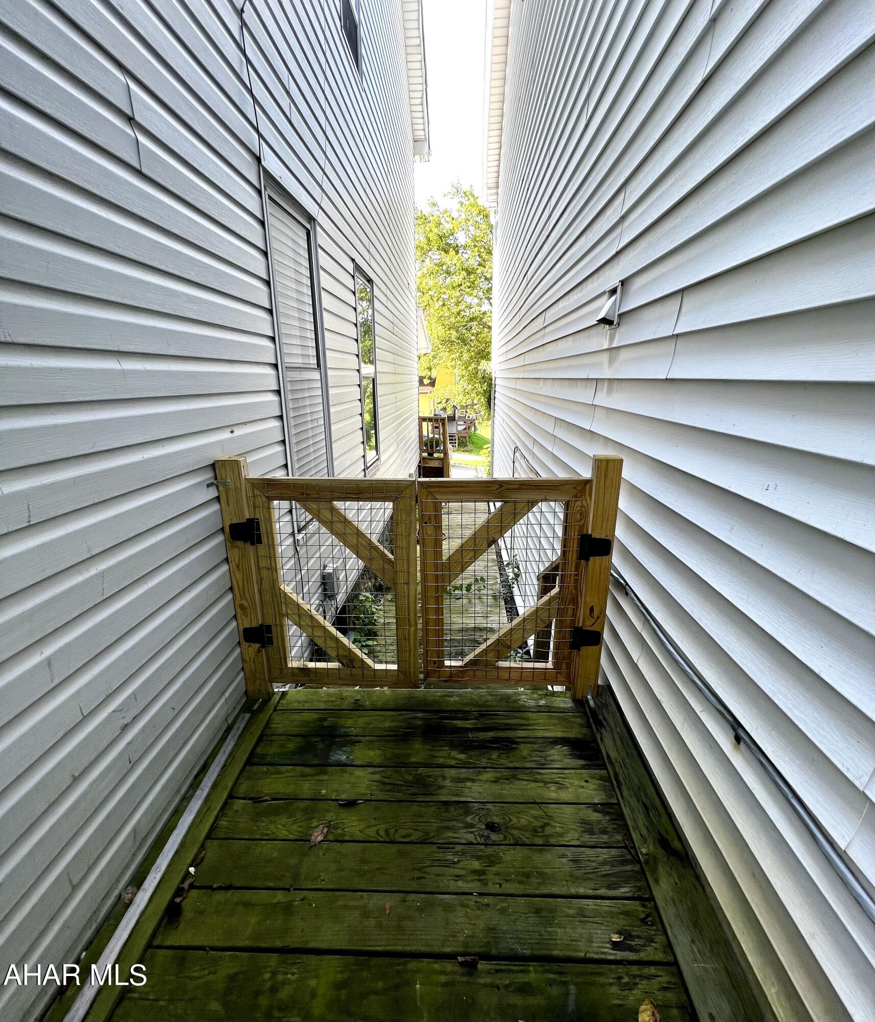 Juniata - Residential