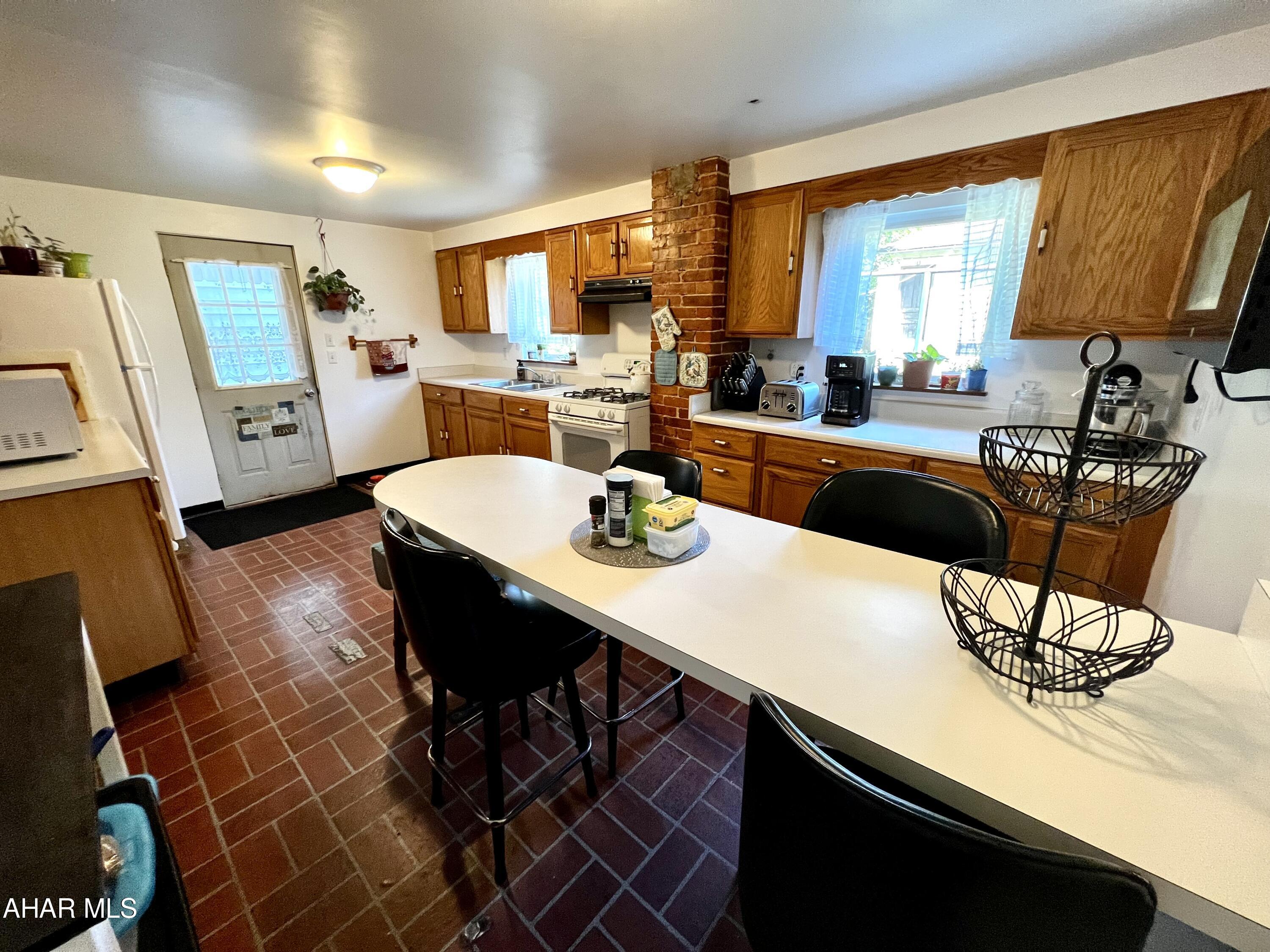 Juniata - Residential