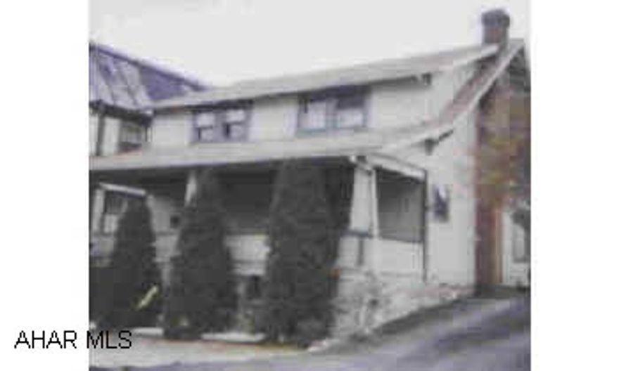 Nice 3 bedroom with good mechanics, newer wiring, furnance. Nicely remodeled inside, fenced yard, paved driveway, finished attic with 4th bedroom. Nice 3 bedroom with good mechanics, newer wiring, furnance. Nicely remodeled inside, fenced yard, paved driveway, finished attic with 4th bedroom.