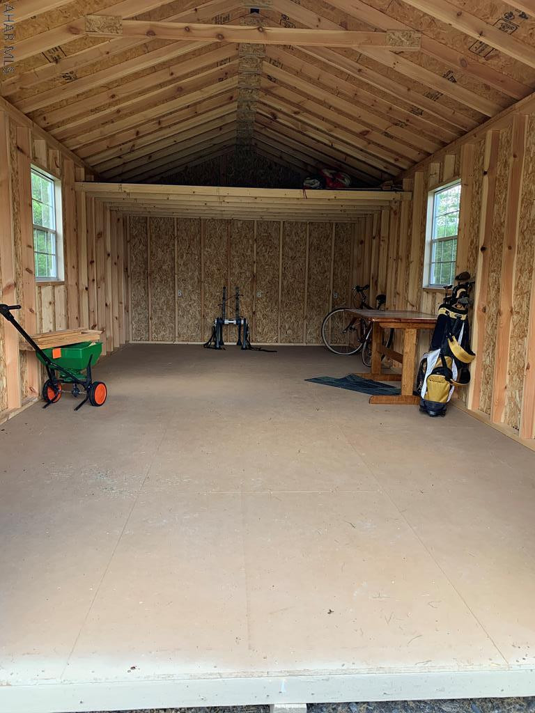 Rolling Hills - Residential