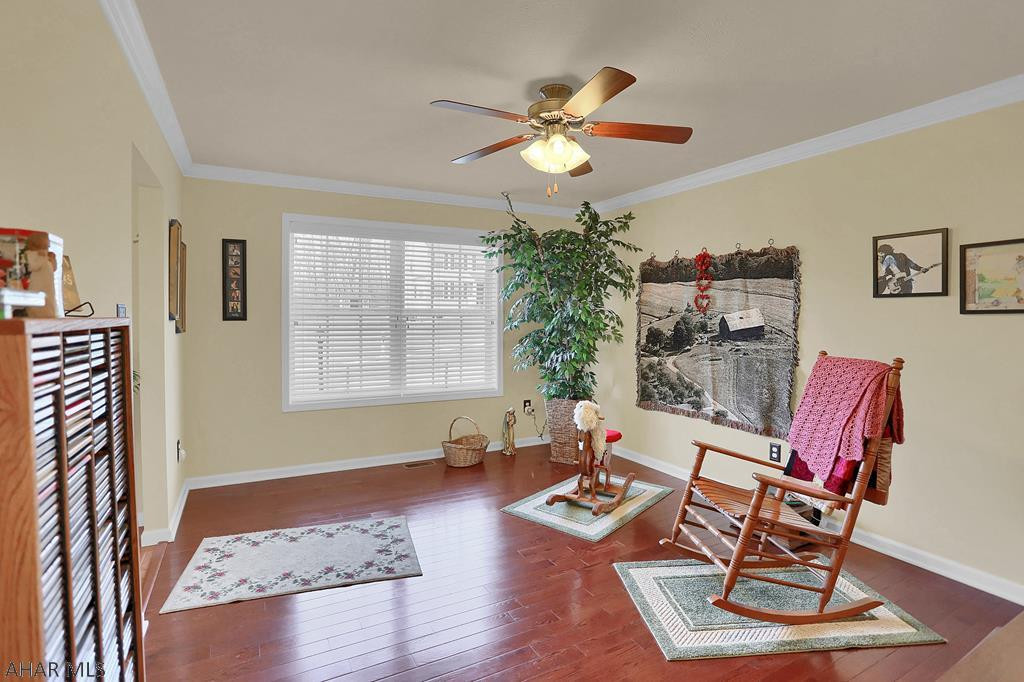 Rolling Hills - Residential