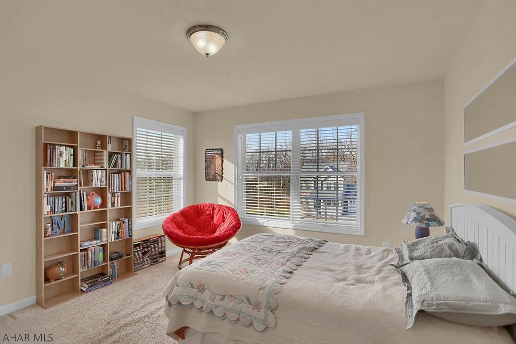 Rolling Hills - Residential