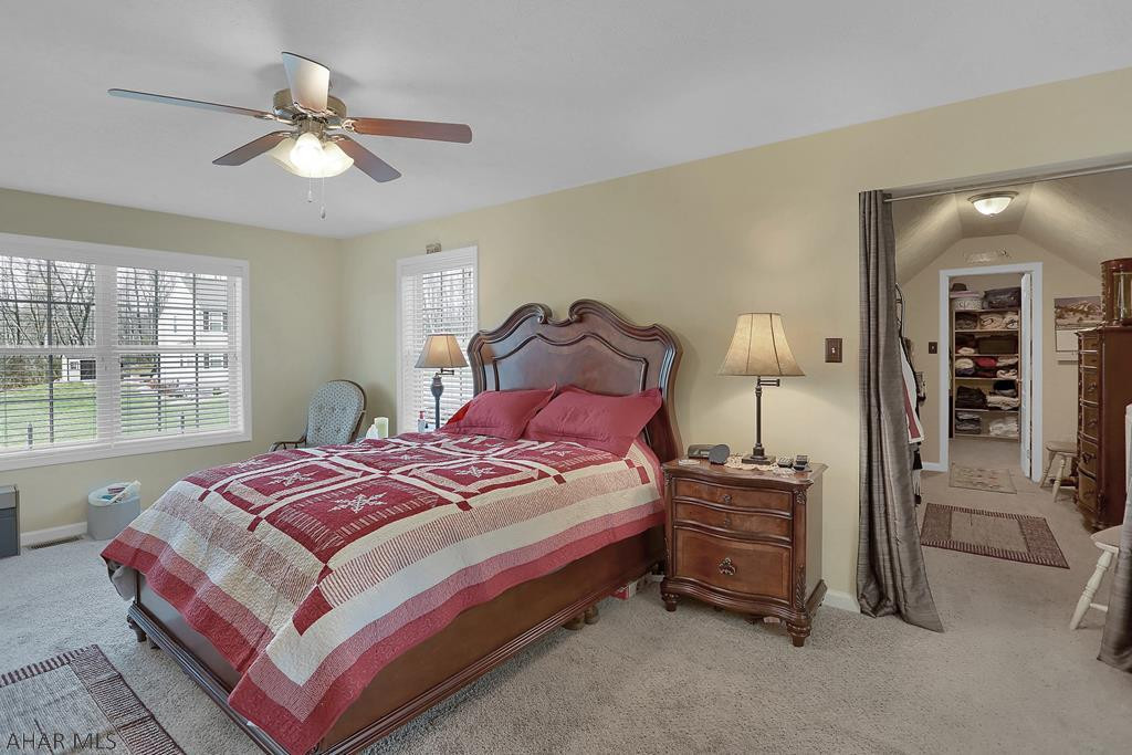 Rolling Hills - Residential