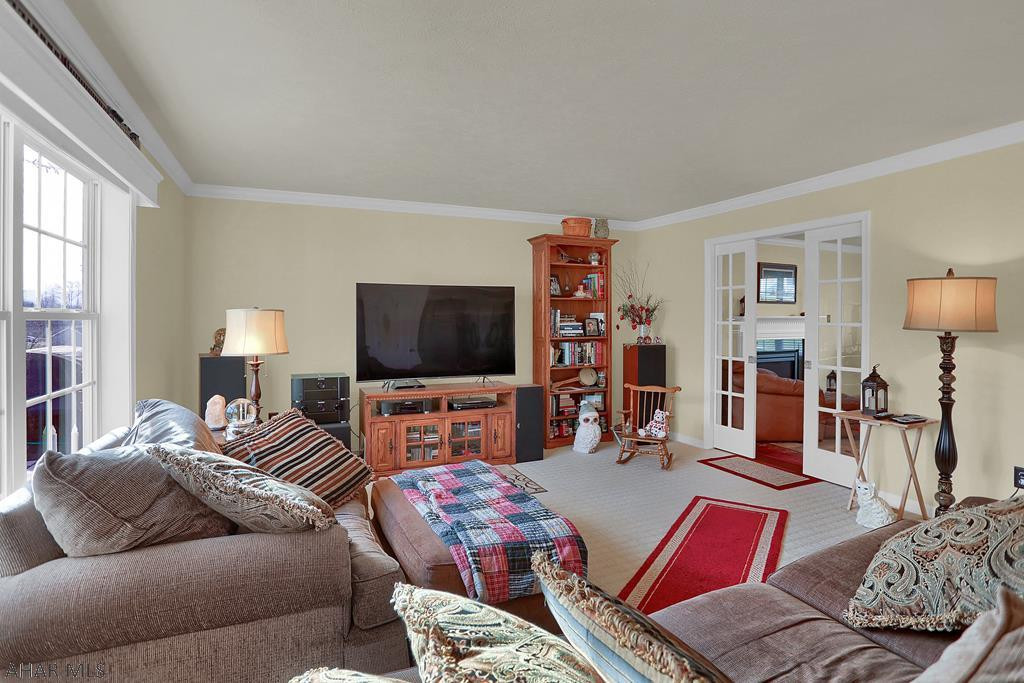 Rolling Hills - Residential