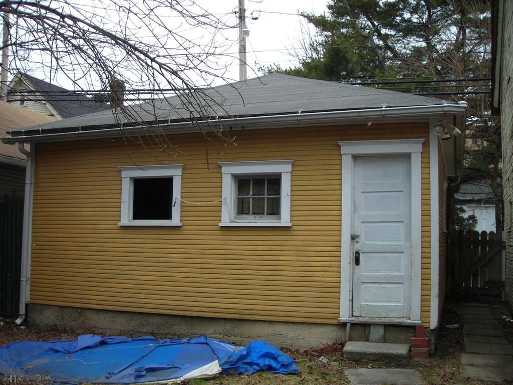 Unknown - Residential