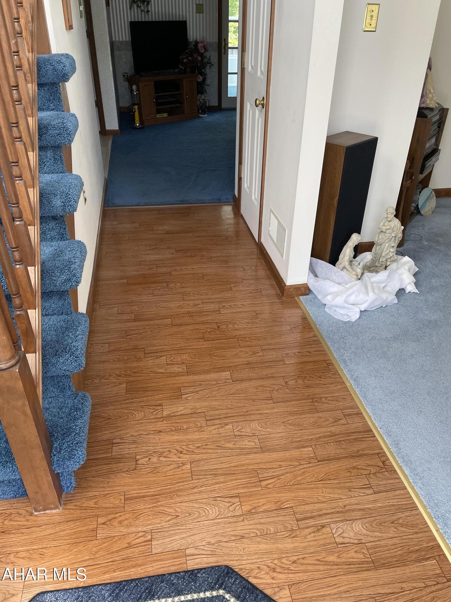 Lakewood Manor - Residential