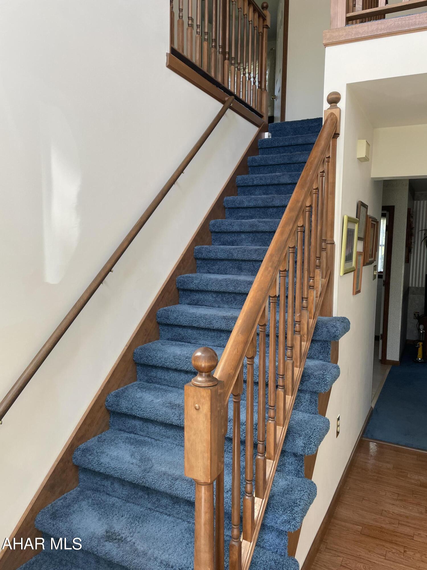 Lakewood Manor - Residential