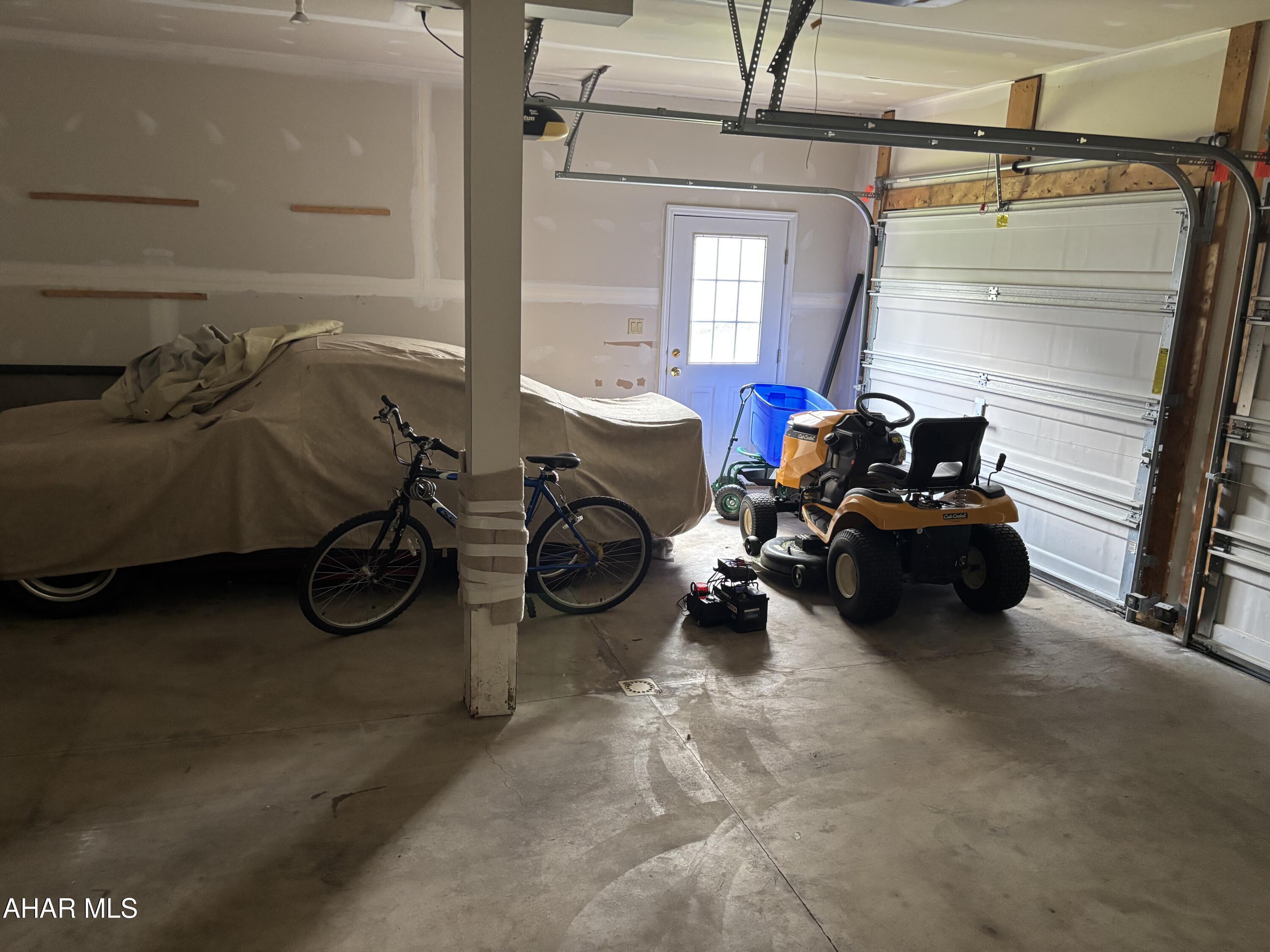 Fox Hollow - Residential