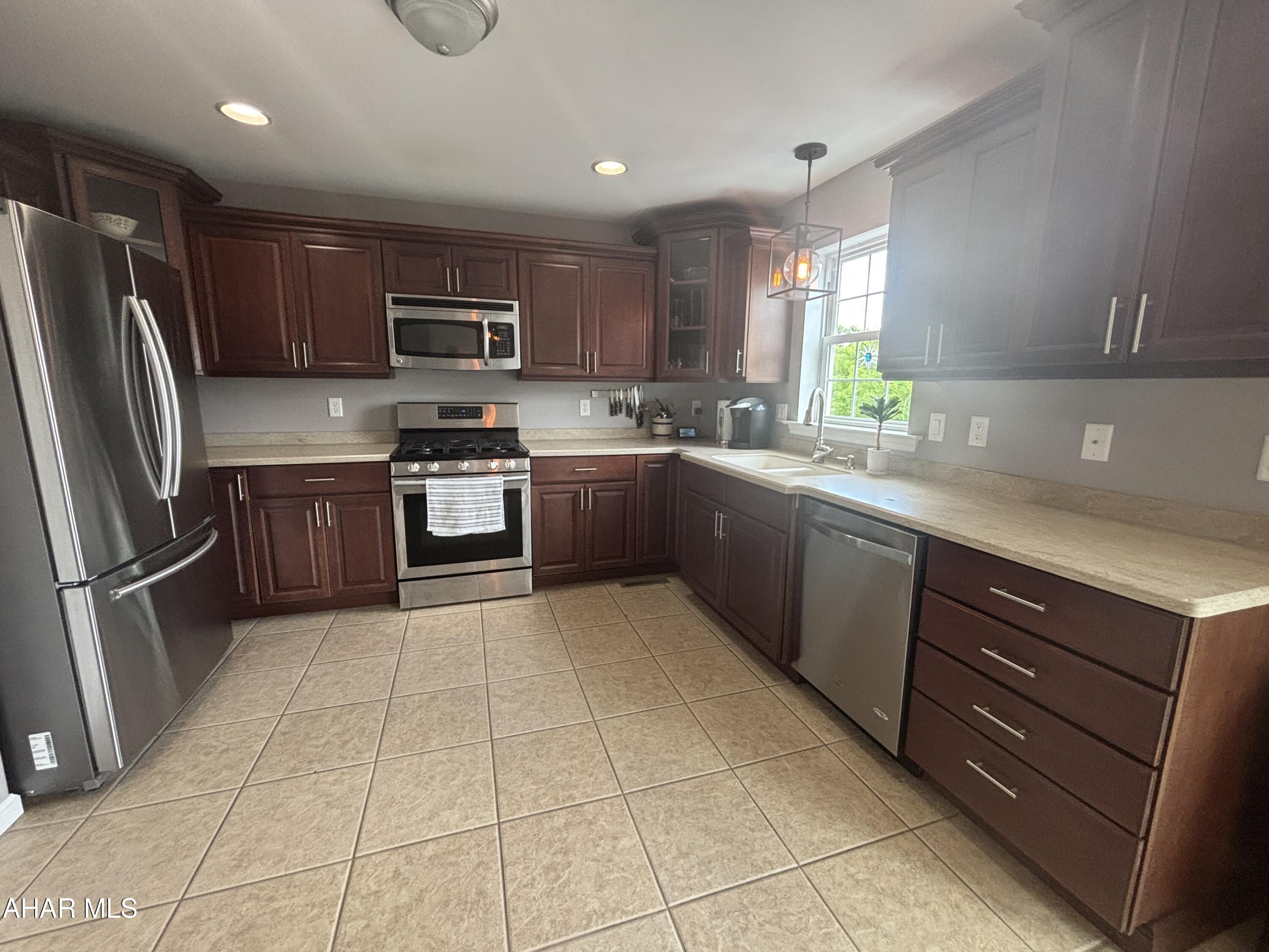 Fox Hollow - Residential