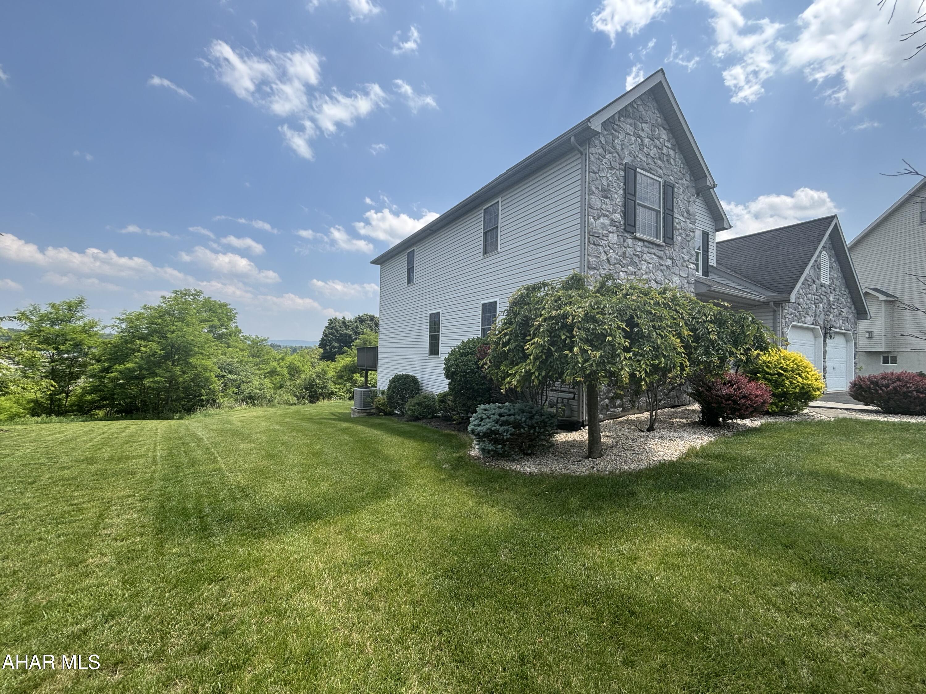 Fox Hollow - Residential