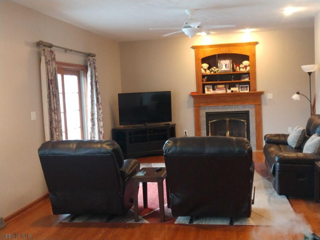 Holiday Hills - Residential