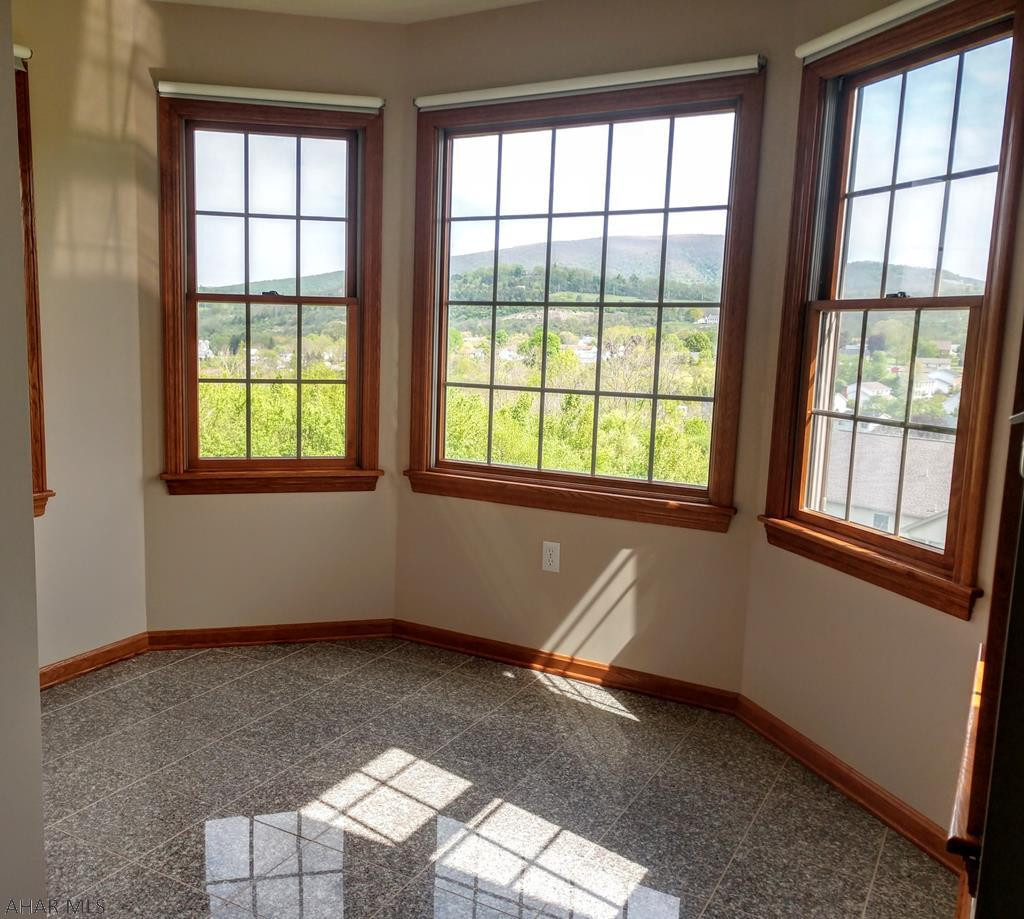 Holiday Hills - Residential