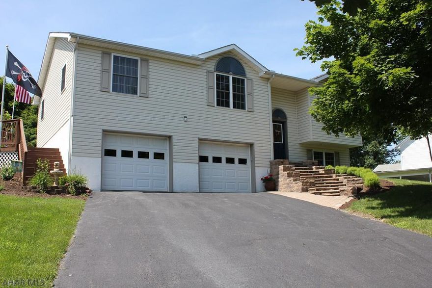 Don't miss this well-maintained and move-in ready home in the Juniata section of Altoona. This 3 bedroom, 2-3/4 bath split-level home was built in 2000 and features an open floor plan, master suite with walk-in closet and large master bath. Lower level includes a family room with gas fireplace, small den/office and 3/4 bath. Outside is nicely landscaped with a large covered patio and outdoor gas fireplace. Call listing agent for a showing today.