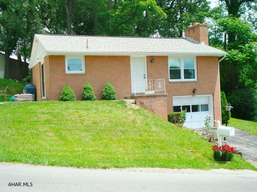 Very nicely maintained one story home.  Main level offers living room w/fireplace, and eat in kitchen with new glass sliding doors that lead to patio, main level also offers 2 bedrooms and new, updated bathroom with ceramic flooring.  Lower level offers completely new master bedroom with new 3/4 bathroom.  This home sits on a double corner lot and offers 1 car garage and shed for extra storage.   New roof, furnace and central air and new windows throughout.