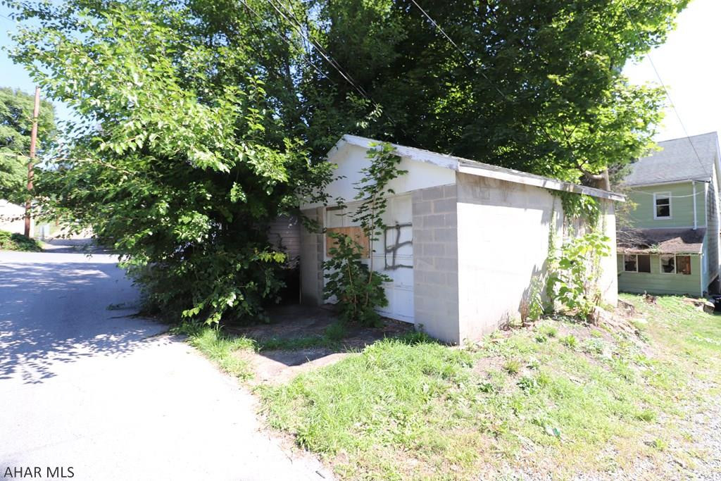 Unknown - Residential