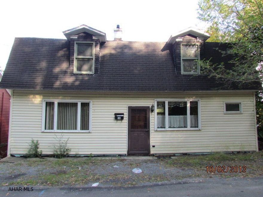 Property being sold As is Buyer must pay 2% transfer tax. This property is being sold via online auction. Bid on this property athttp://www.realtybid.com/bidpage/bidpage.cfm?item_id=60928. Auction is open to investors 4/8/2014 to 4/22/2014. Auction through 4/7/2014 is open to owner occupants only. Subj sale is subject to sewer testing as required by municipality. Any required repairs will be Buyer's responsibility.