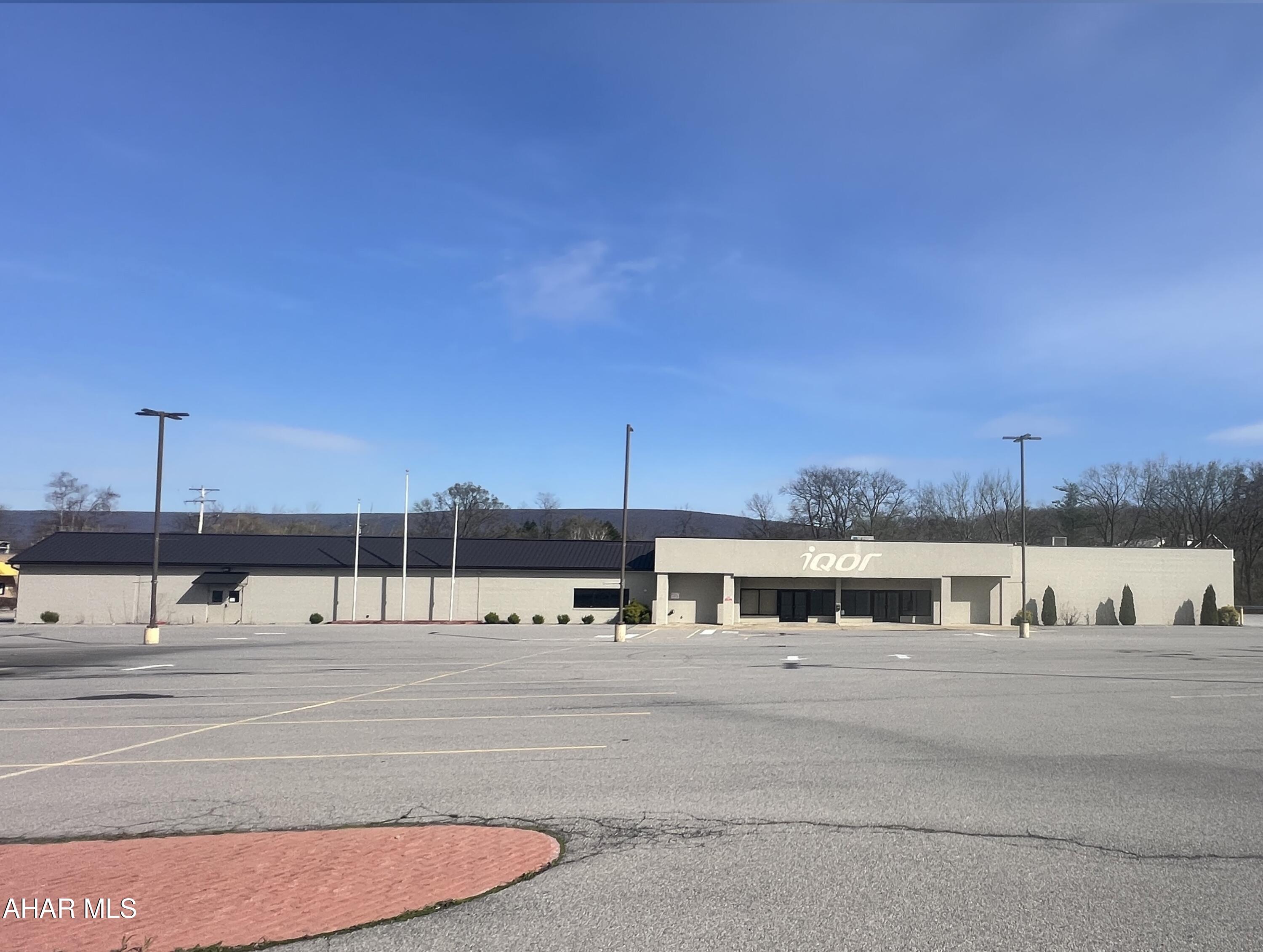 Wehnwood - Commercial Sale