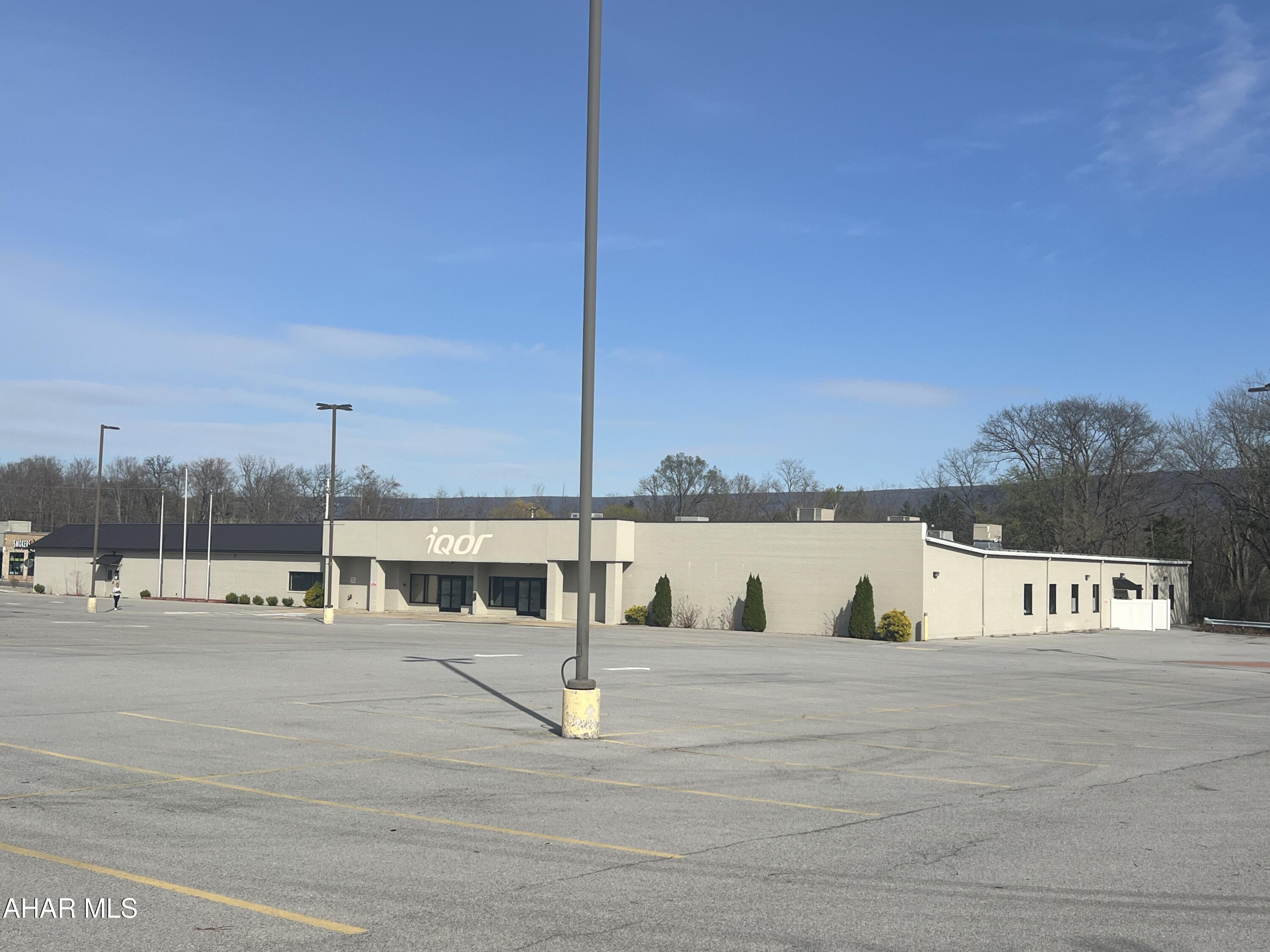 Wehnwood - Commercial Sale