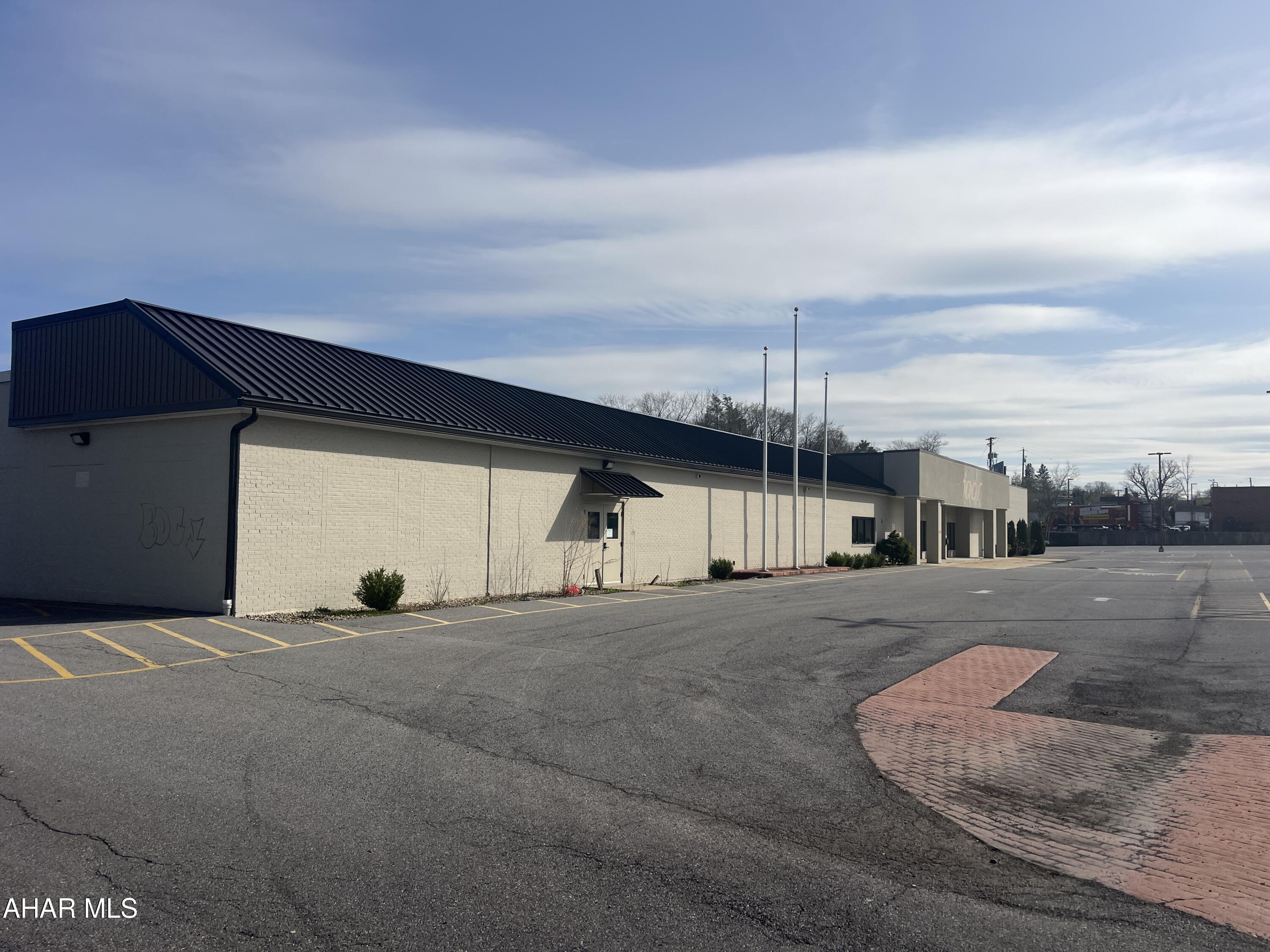 Wehnwood - Commercial Sale