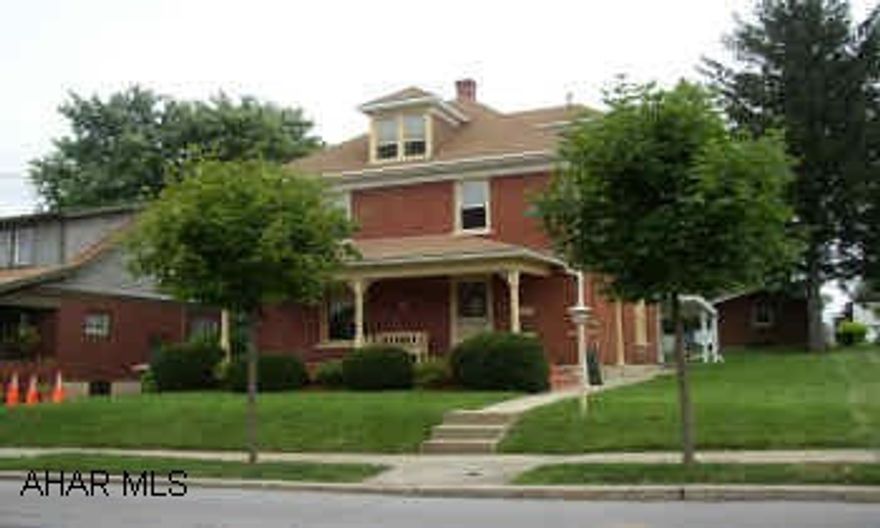 MOVE RIGHT IN THIS IMMACULATE, WELL DECORATED HOME.  NEWER FURNACE, GREAT MECHANICS, ATTIC FINISHED WITH CLOSETS AND BOOKCASES.  INGROUND FENCED IN POOL PLUS A WORKSHOP.