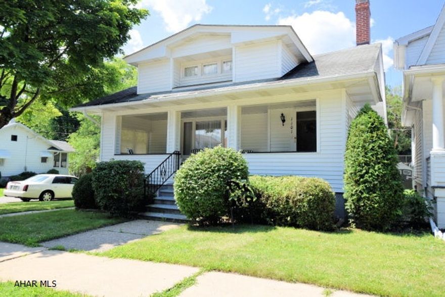 Extremely well maintained home perfect for downsizing or just starting out.  Large open living room and dining room area.  Fireplace in living room.  Modern kitchen is bright and cheery.  Finished basement can be family room or additional bedroom with 1/2 bath.  The only thing you'll have to do when moving into this home is enjoy it.