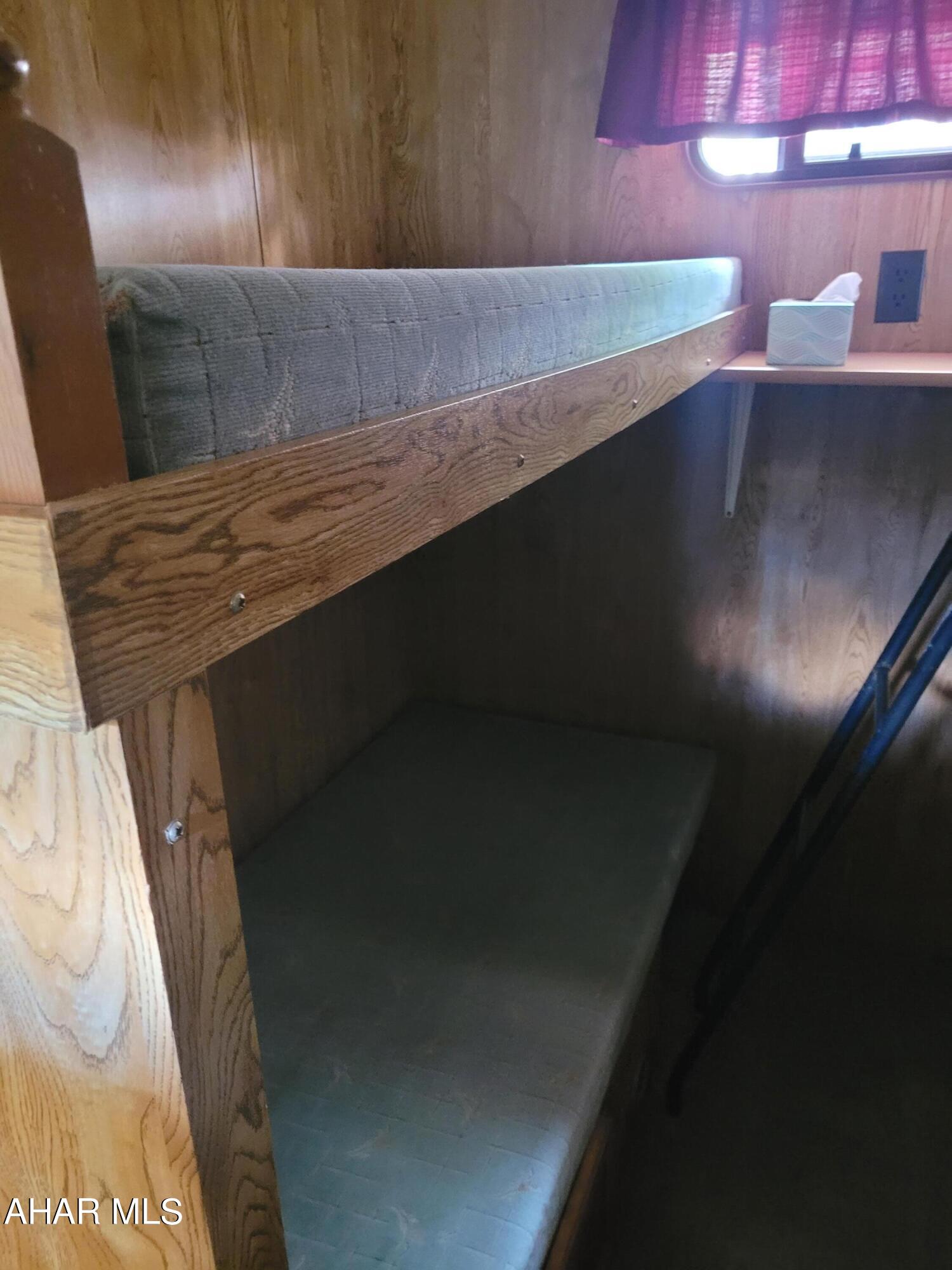 Glendale Yearound - Residential