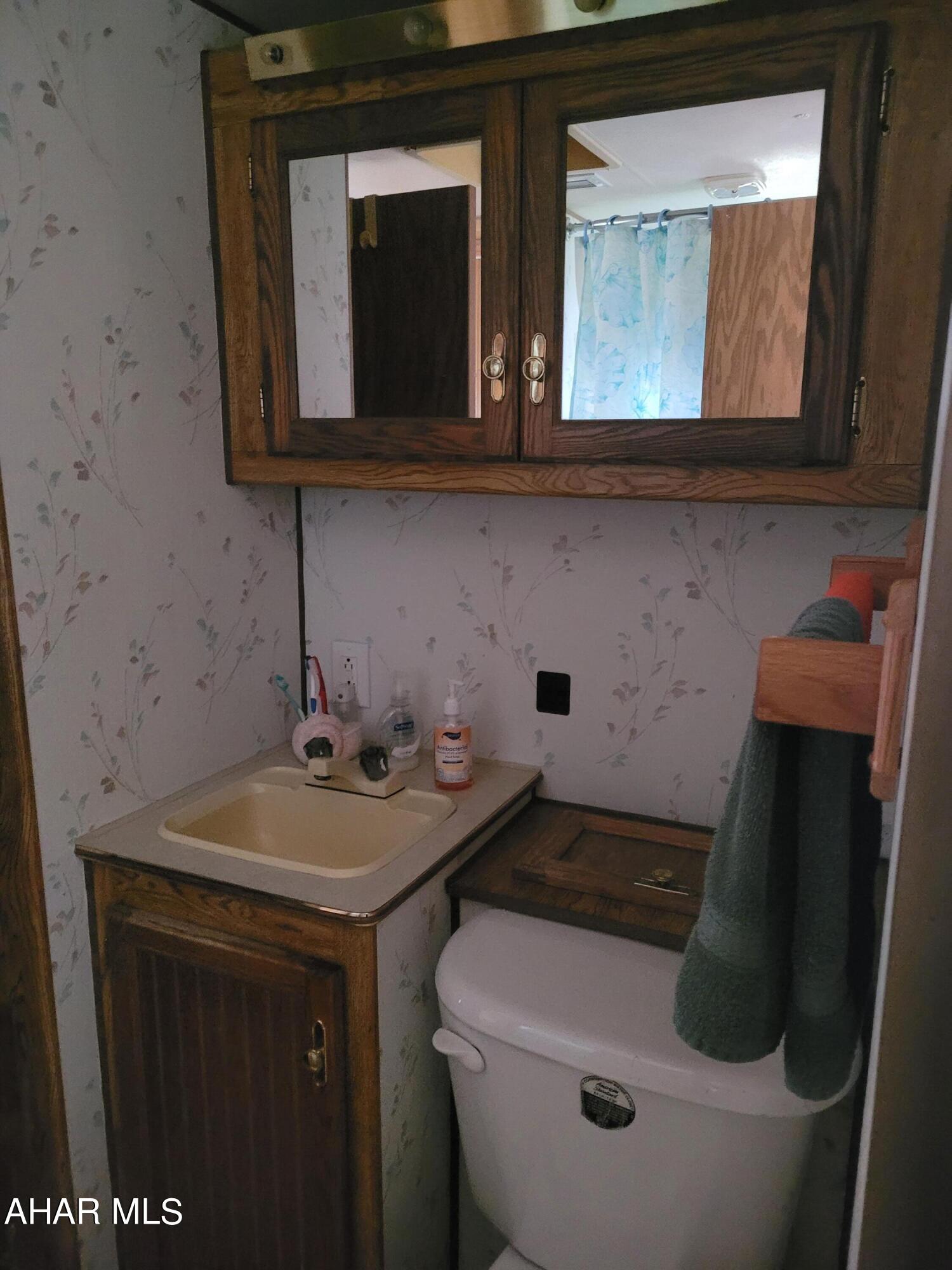 Glendale Yearound - Residential