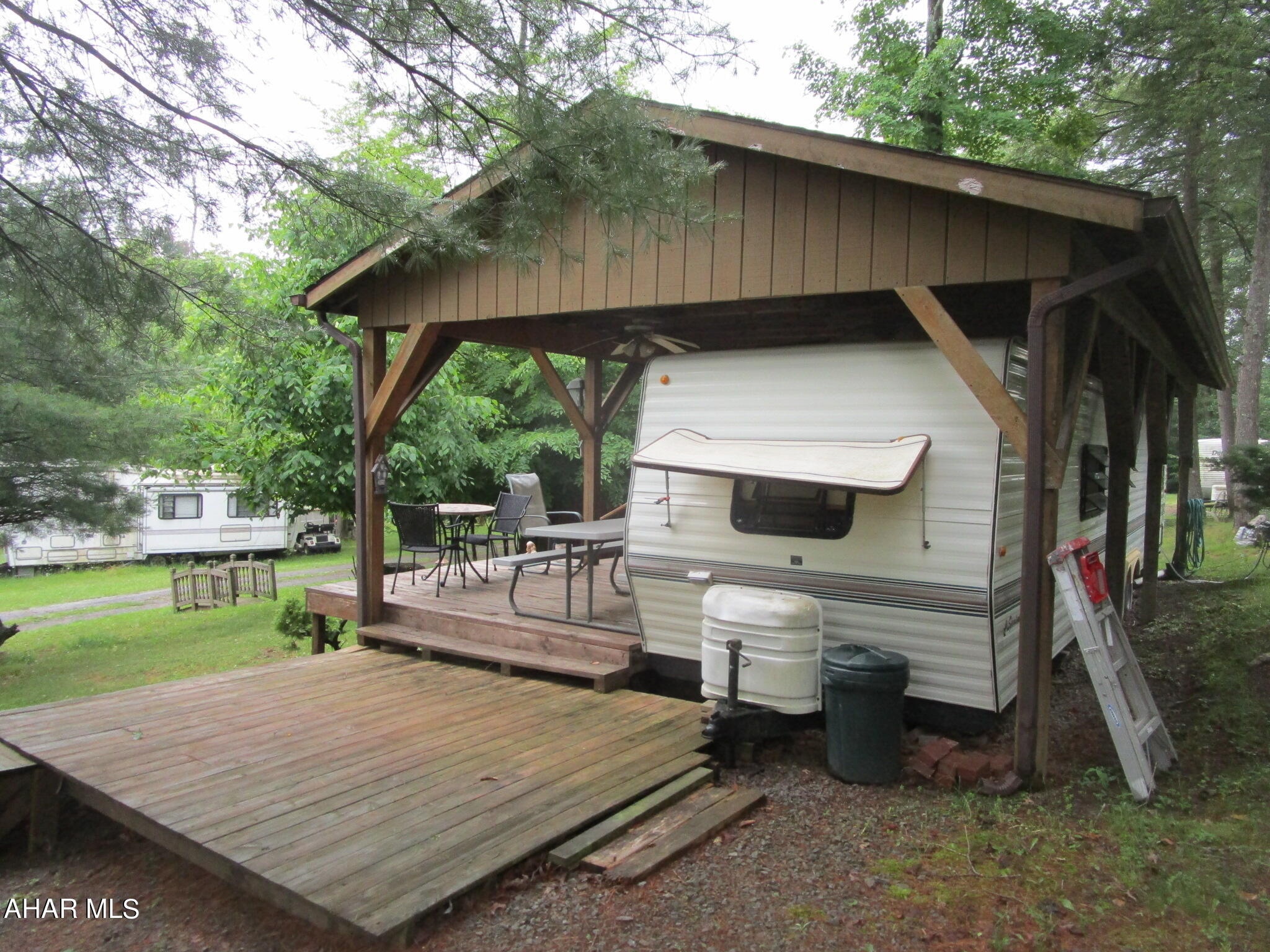 Glendale Yearound - Residential