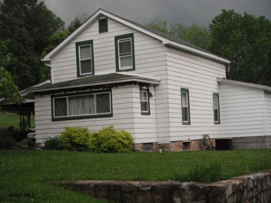 Lovely home situated on a dead end street, huge lot move-in condition, updates throughout. Motivated Seller!