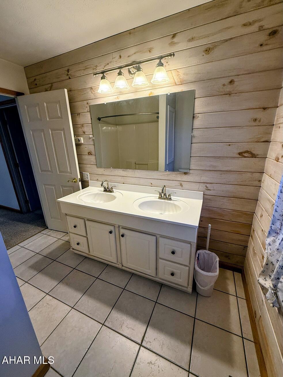 Ridgewood Heights - Residential