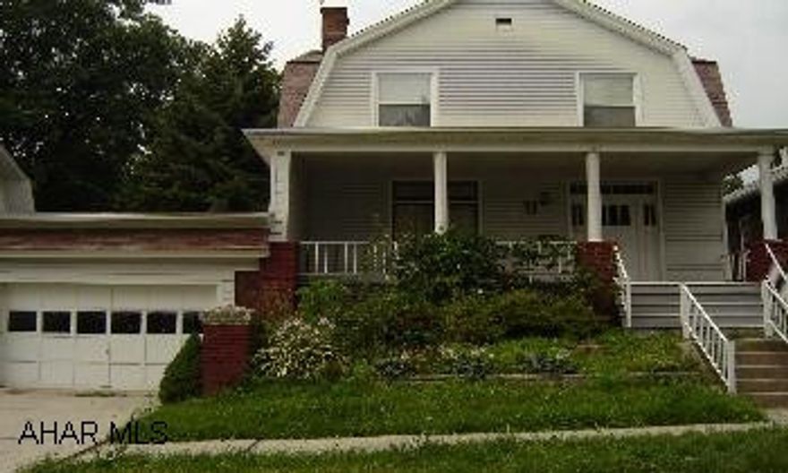 Calvert Hills - 3 Bedroom, 1.5 Bath, Brick Garage Calvert Hills - 3 Bedroom, 1.5 Bath, Brick Garage