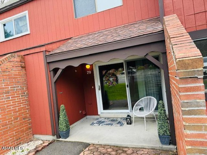 Check out this rare opportunity to acquire a  townhouse in Cresson township in mint condition! This 2 bedroom 1 bath residence is move in ready and is perfect for anyone looking for maintenance free living! In addition this townhouse would make a great addition to anyone's investment portfolio. Call today for more information