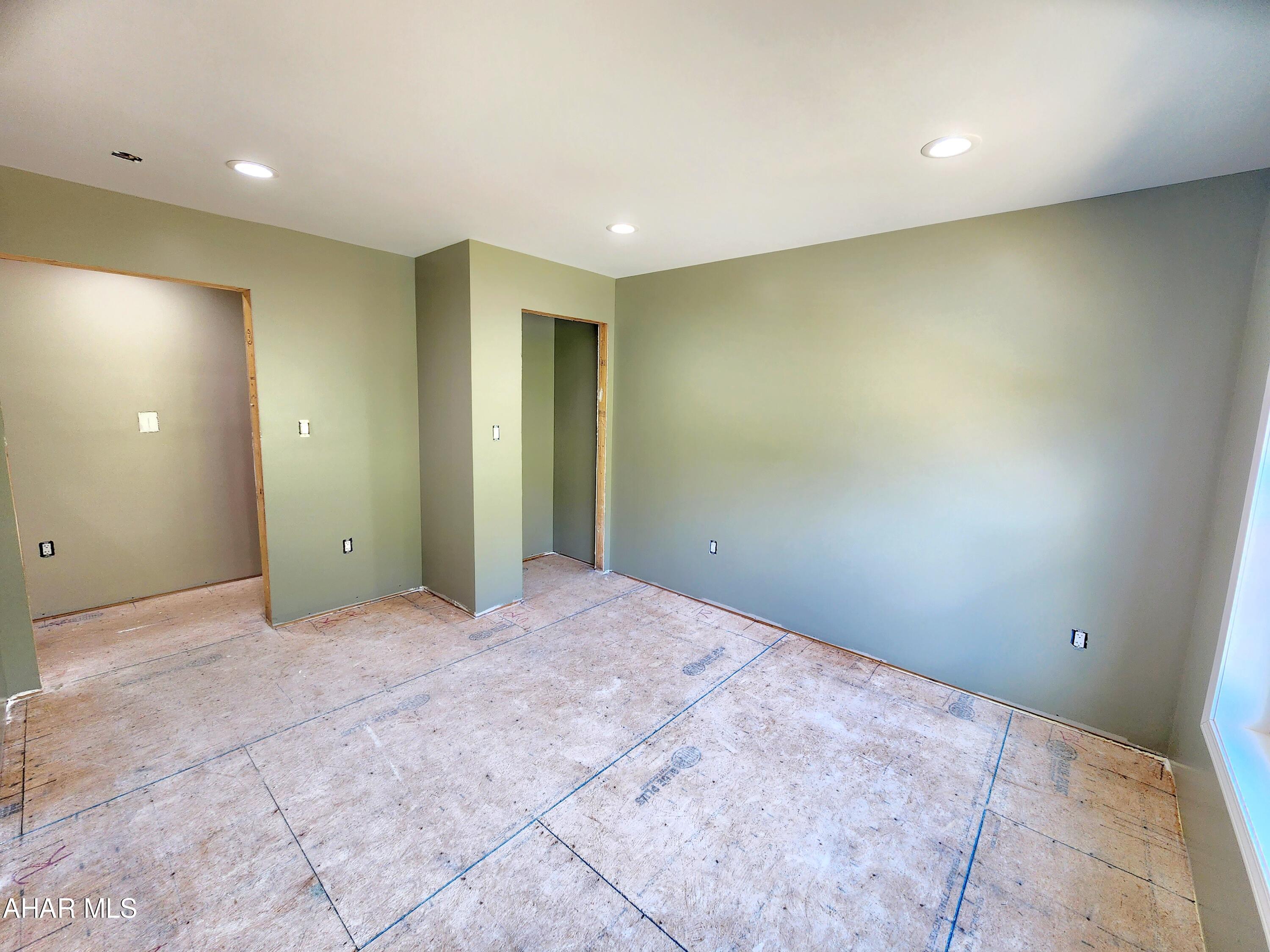 Fox Hollow - Residential