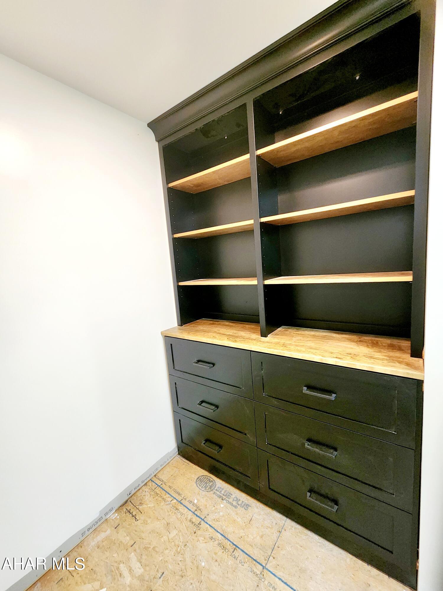 Fox Hollow - Residential