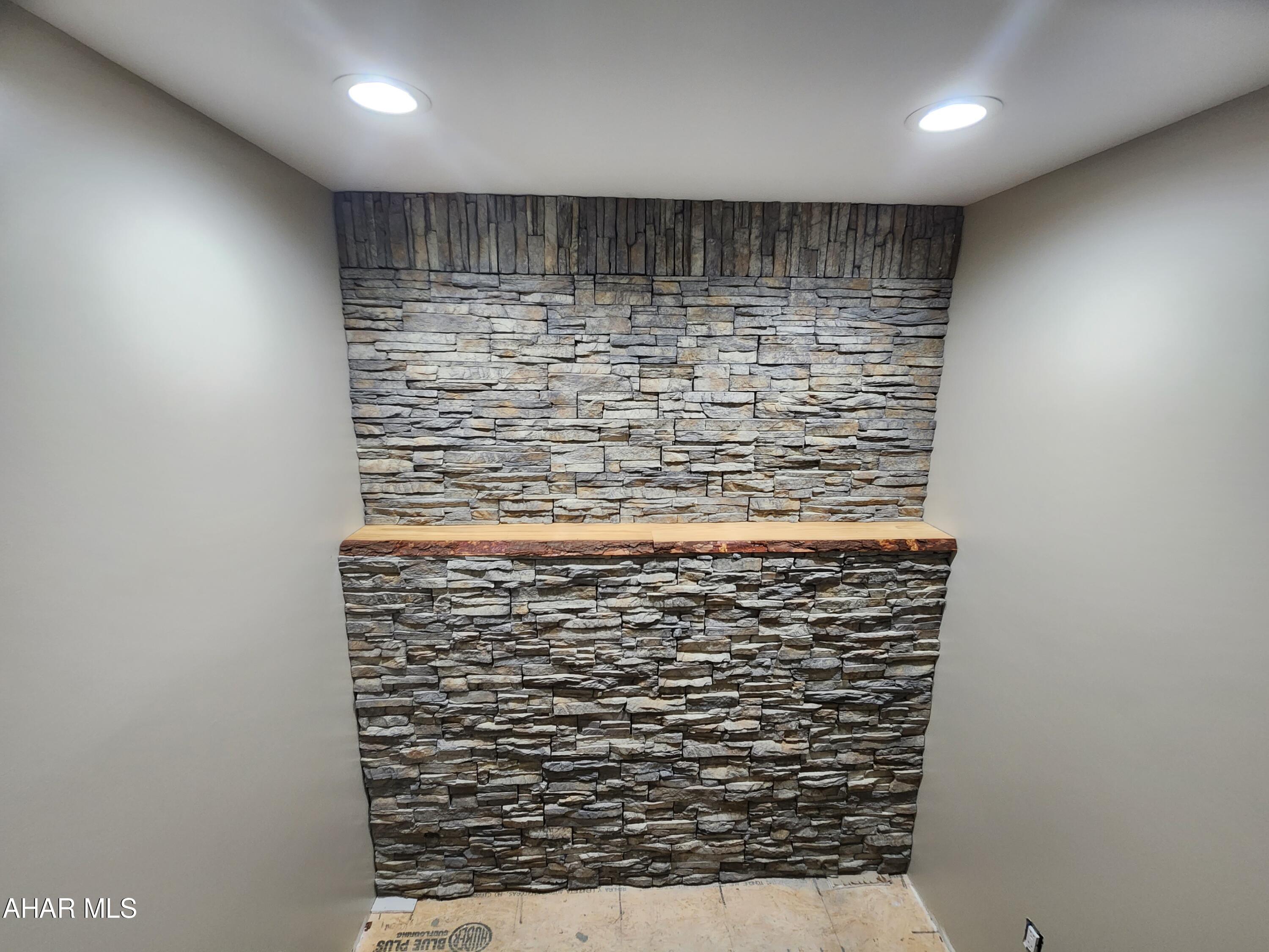 Fox Hollow - Residential