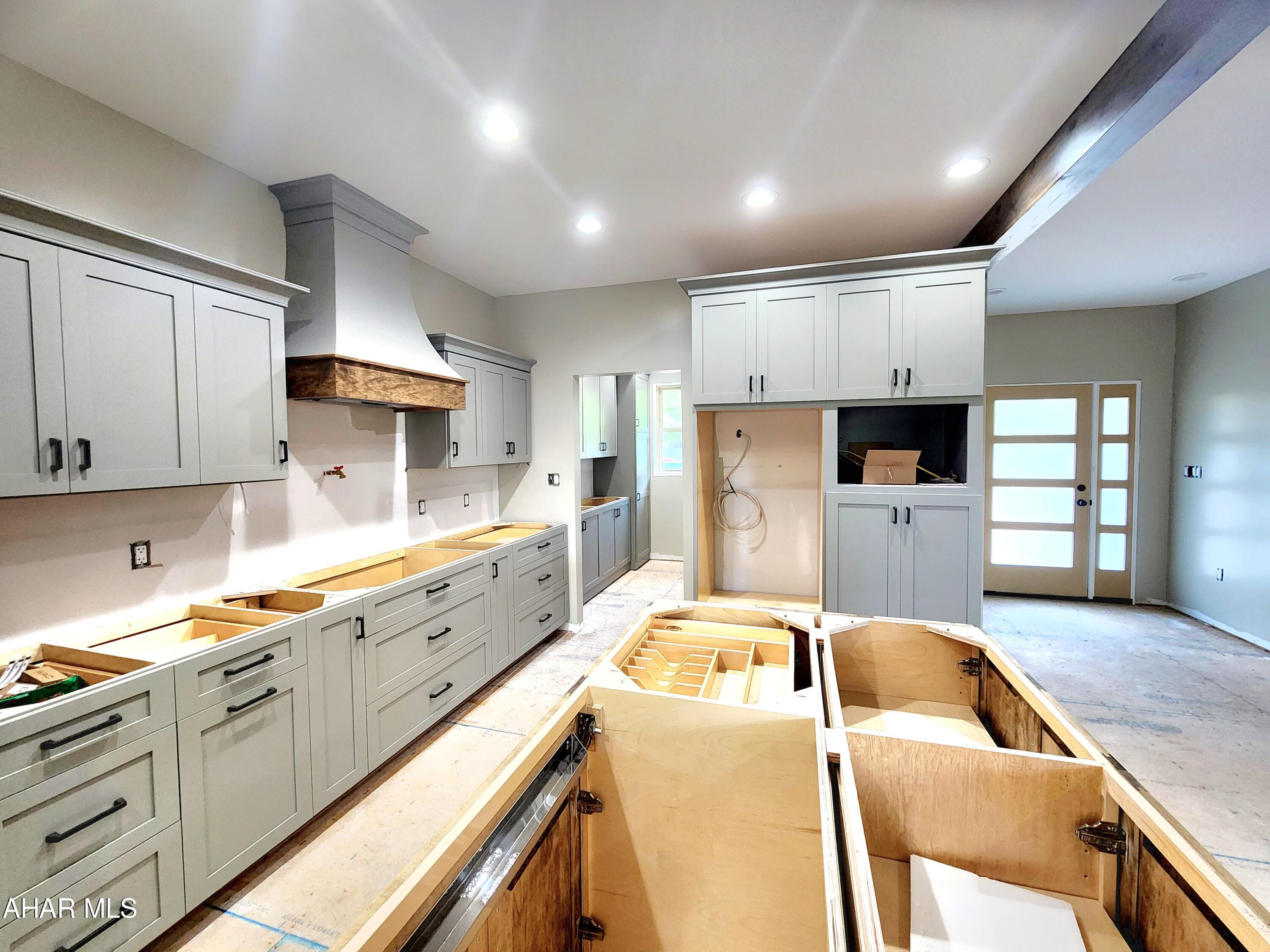 Fox Hollow - Residential