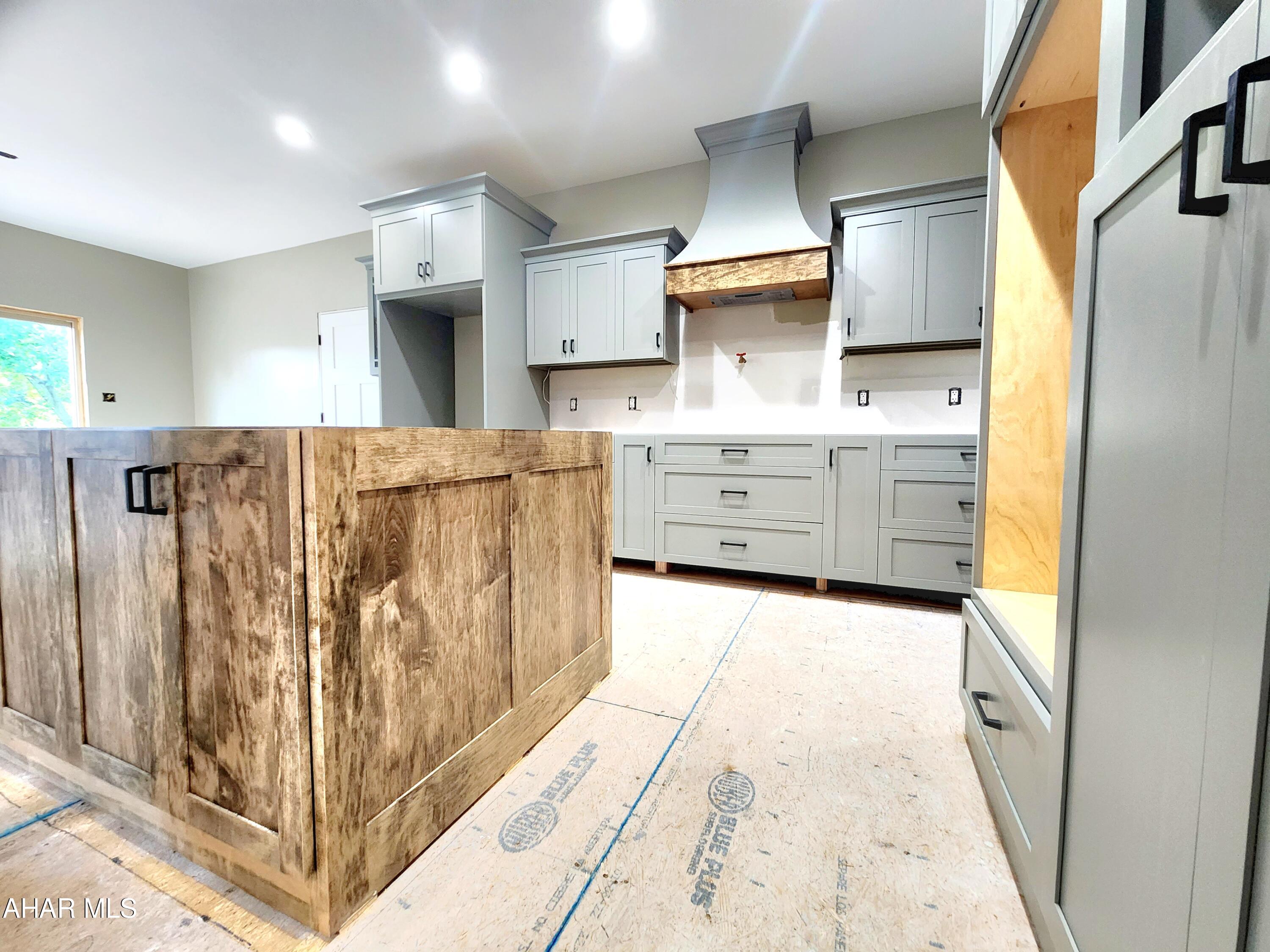 Fox Hollow - Residential