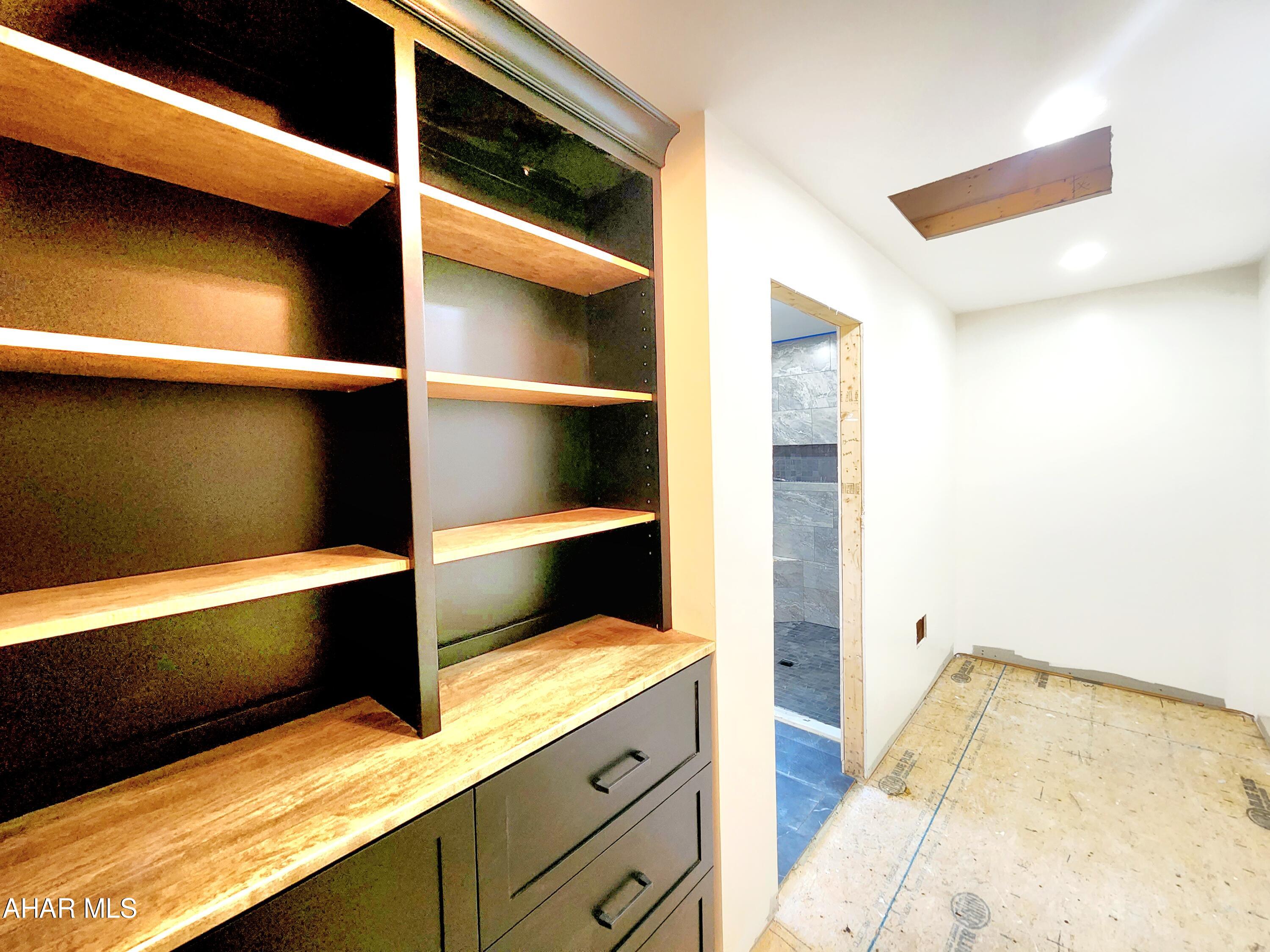 Fox Hollow - Residential