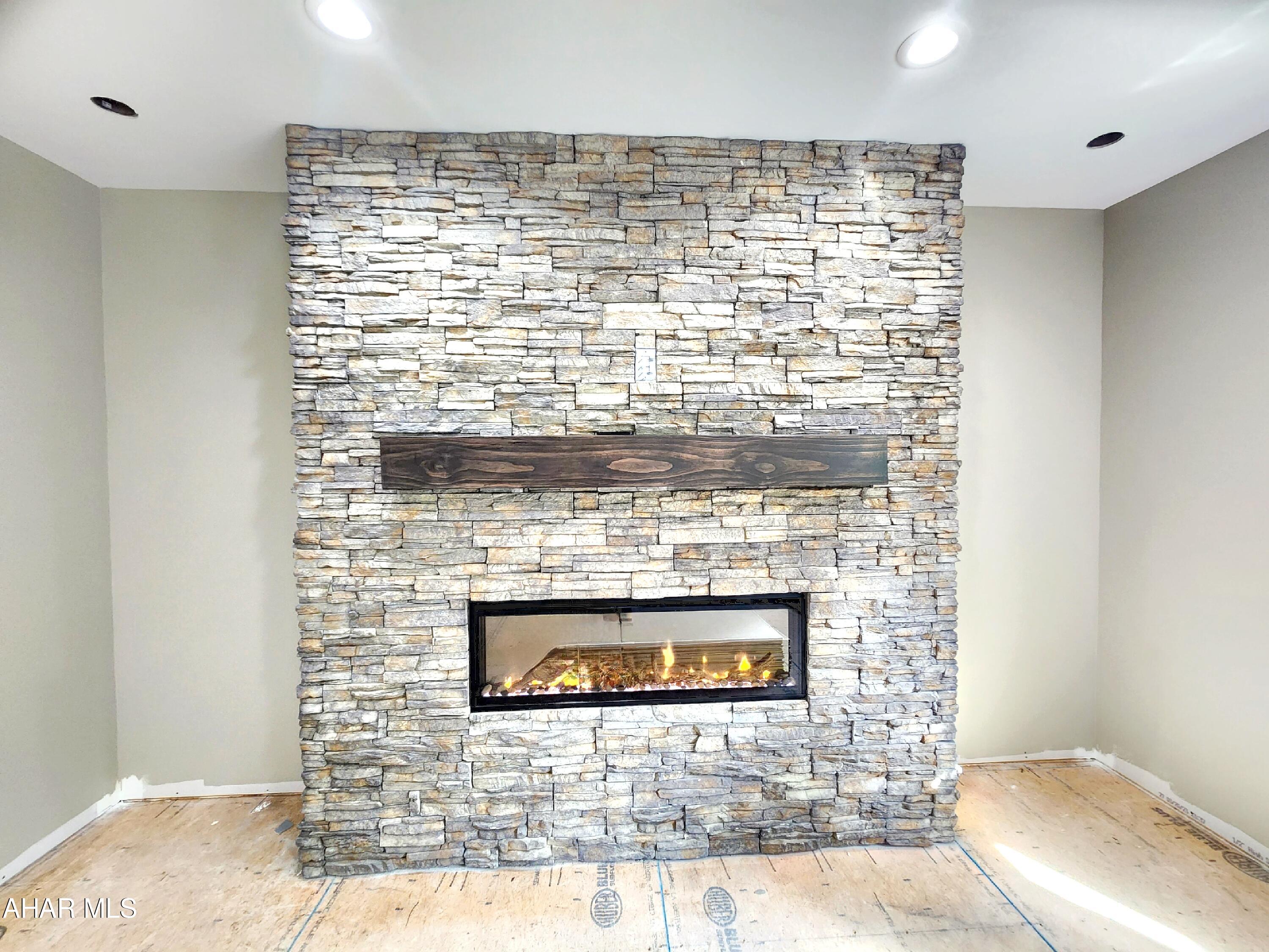 Fox Hollow - Residential