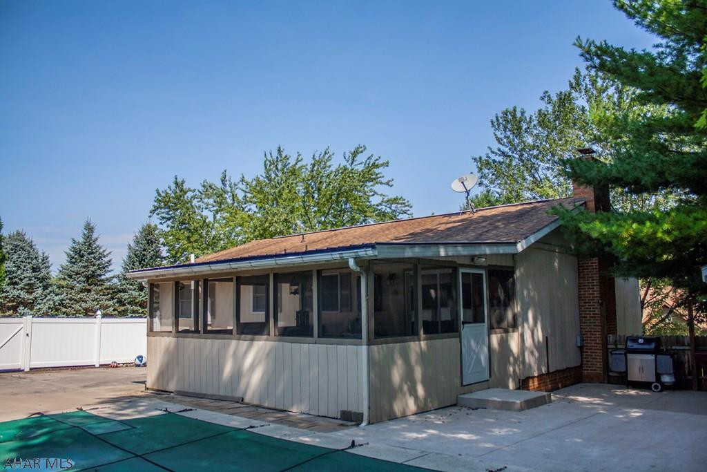 Rolling Hills - Residential