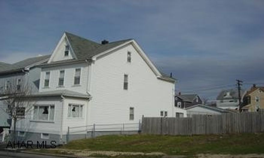 Spacious.  Excellent Condition.