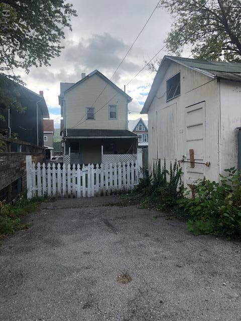 Unknown - Residential