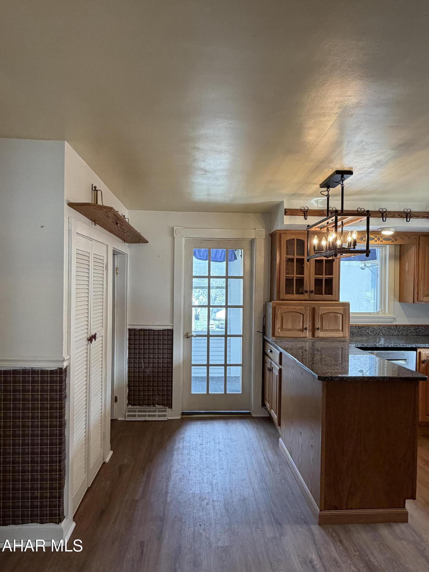 Llyswen - Residential