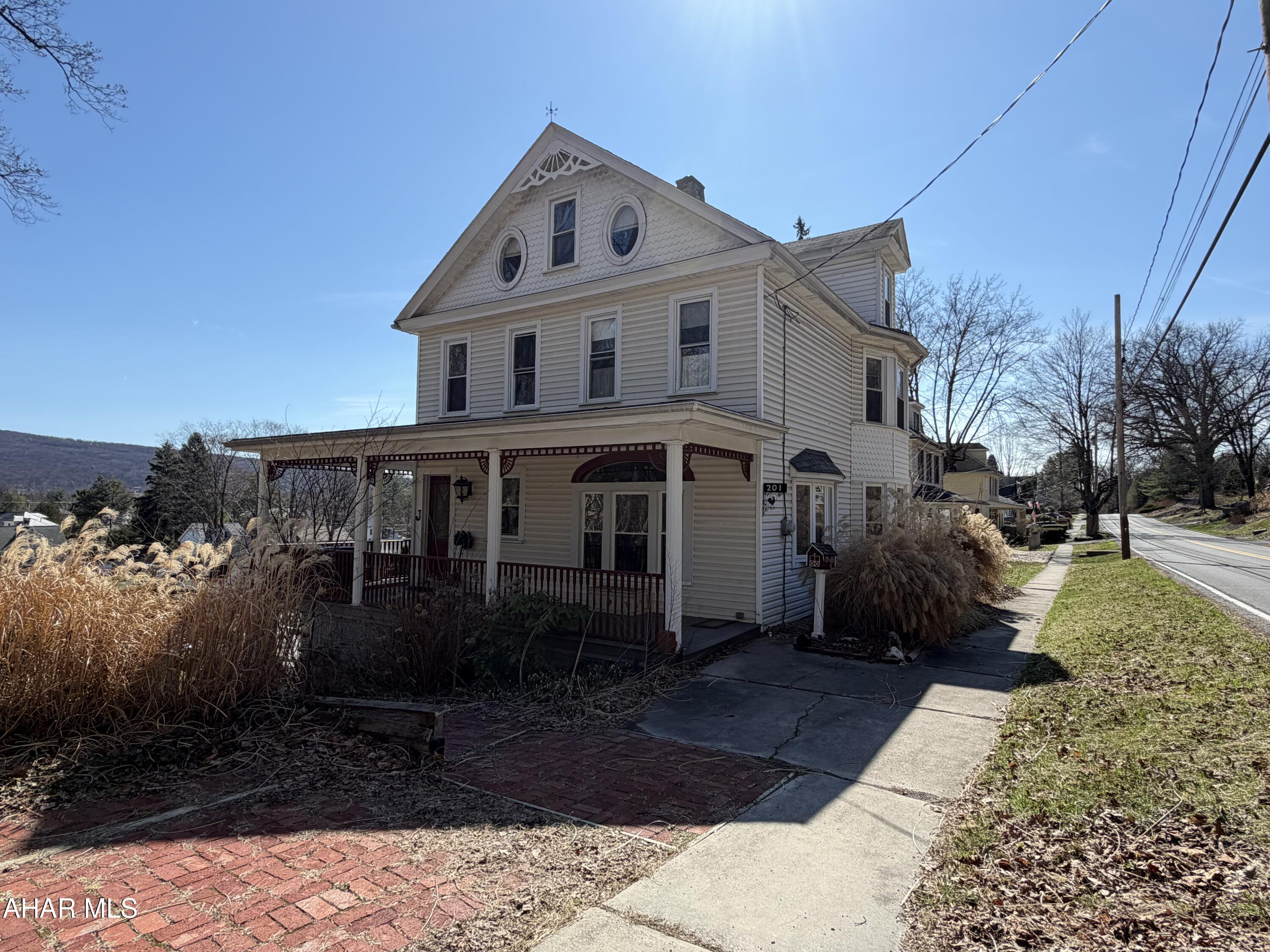 Llyswen - Residential