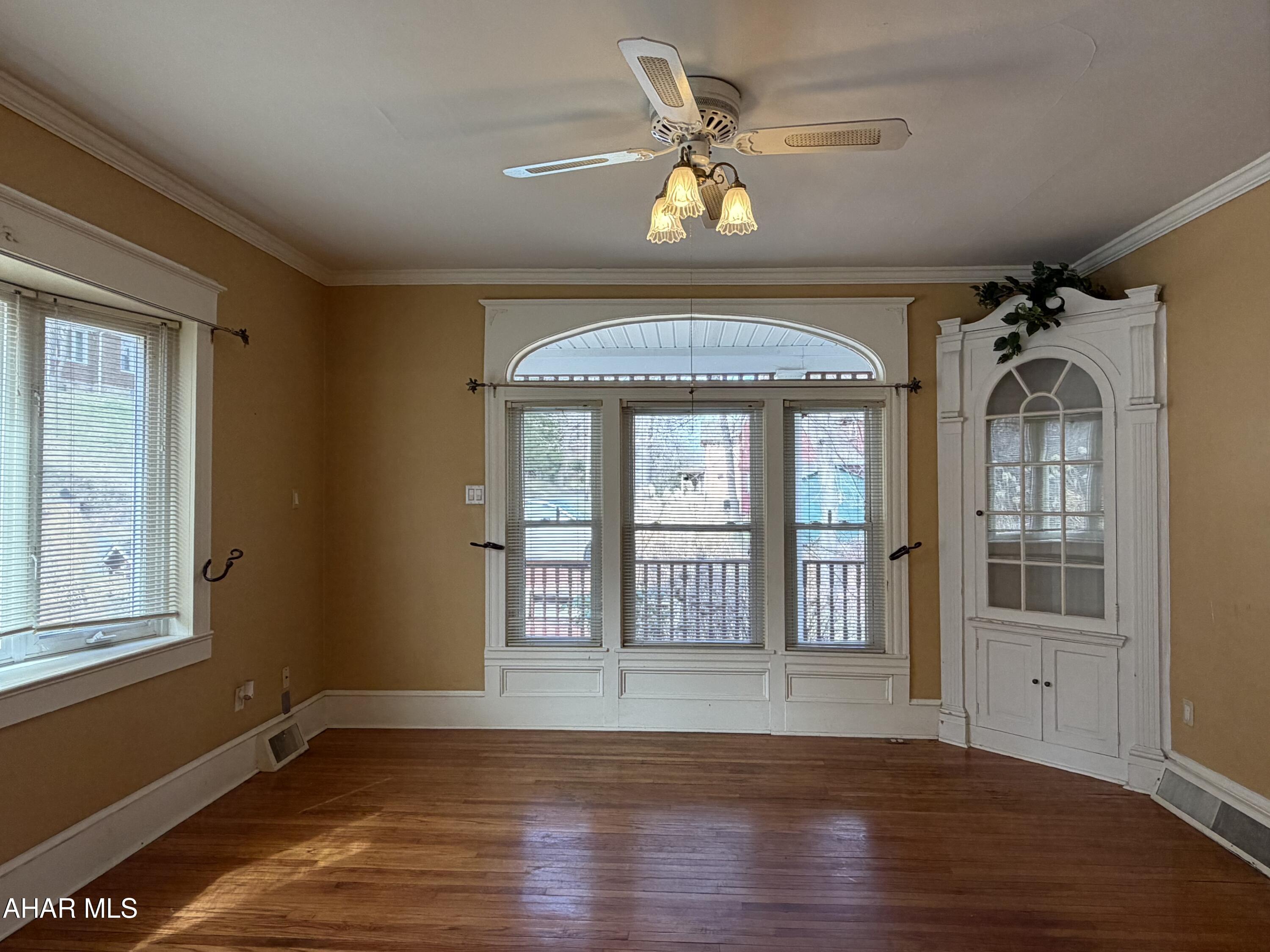 Llyswen - Residential