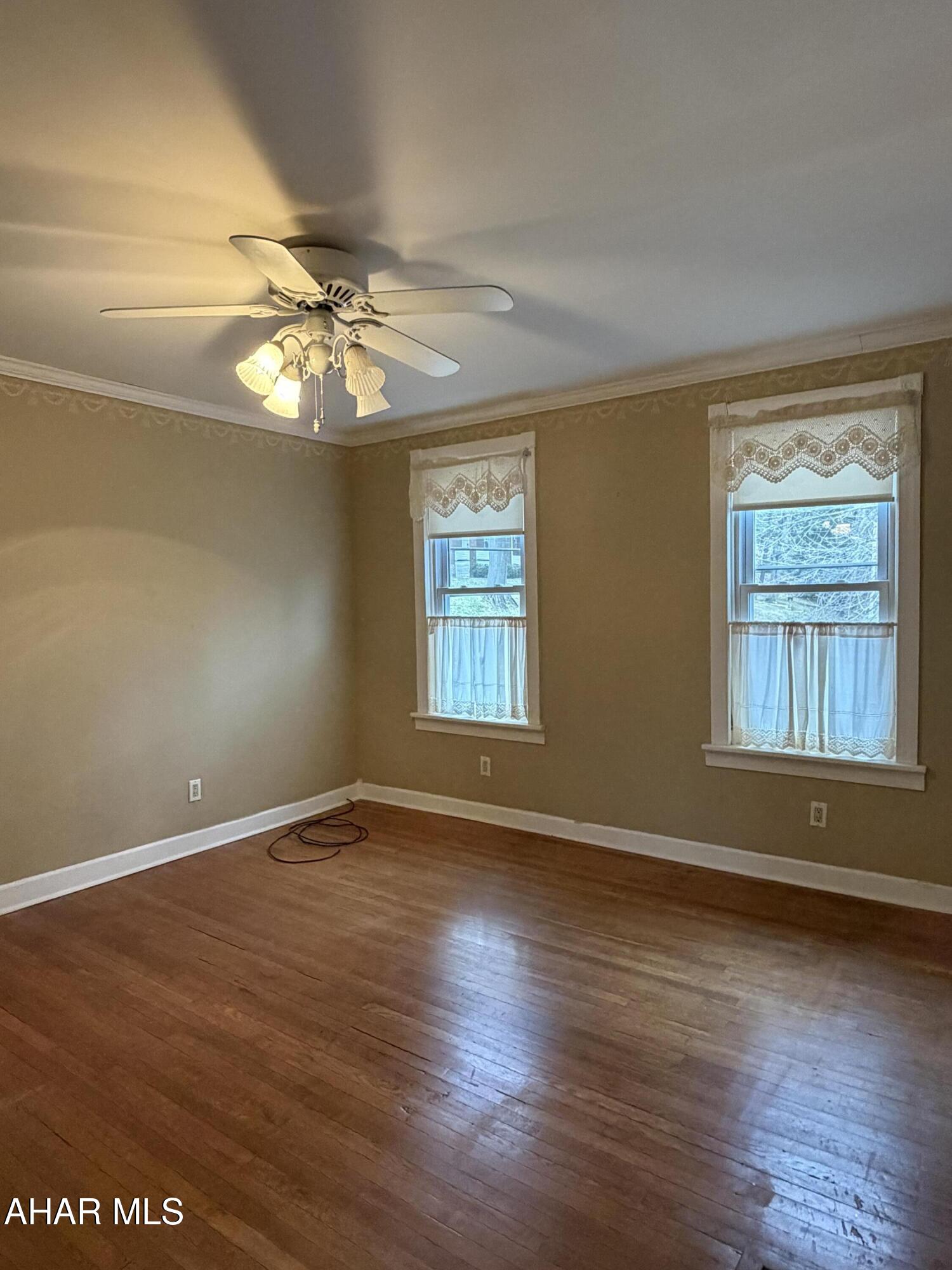 Llyswen - Residential