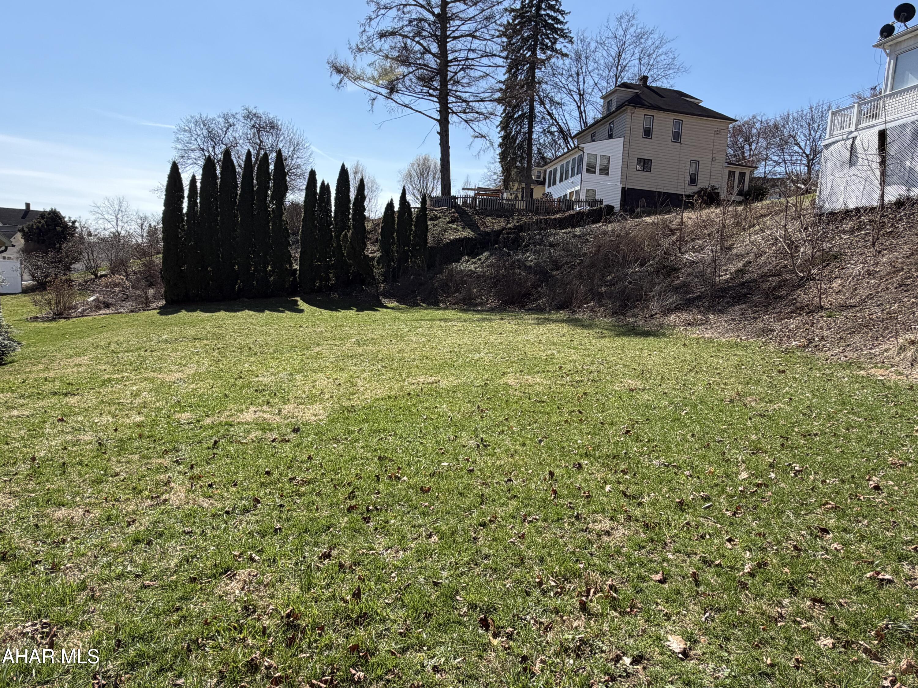 Llyswen - Residential