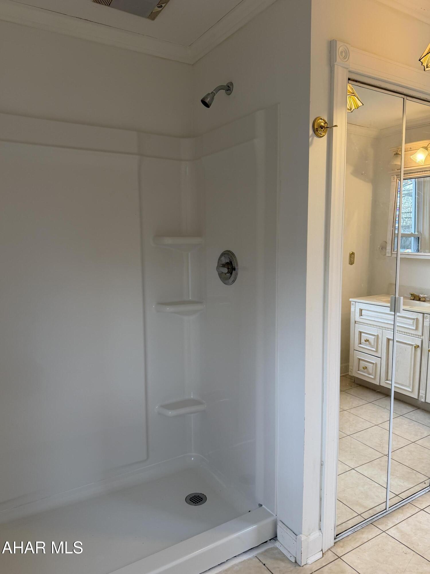 Llyswen - Residential